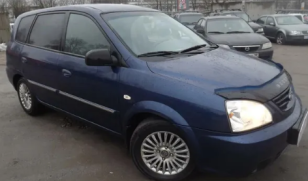 Дефлектор капота (мухобойка) KIA Carens с 2002–2006 (Киа Каренс) Вип Тюнинг